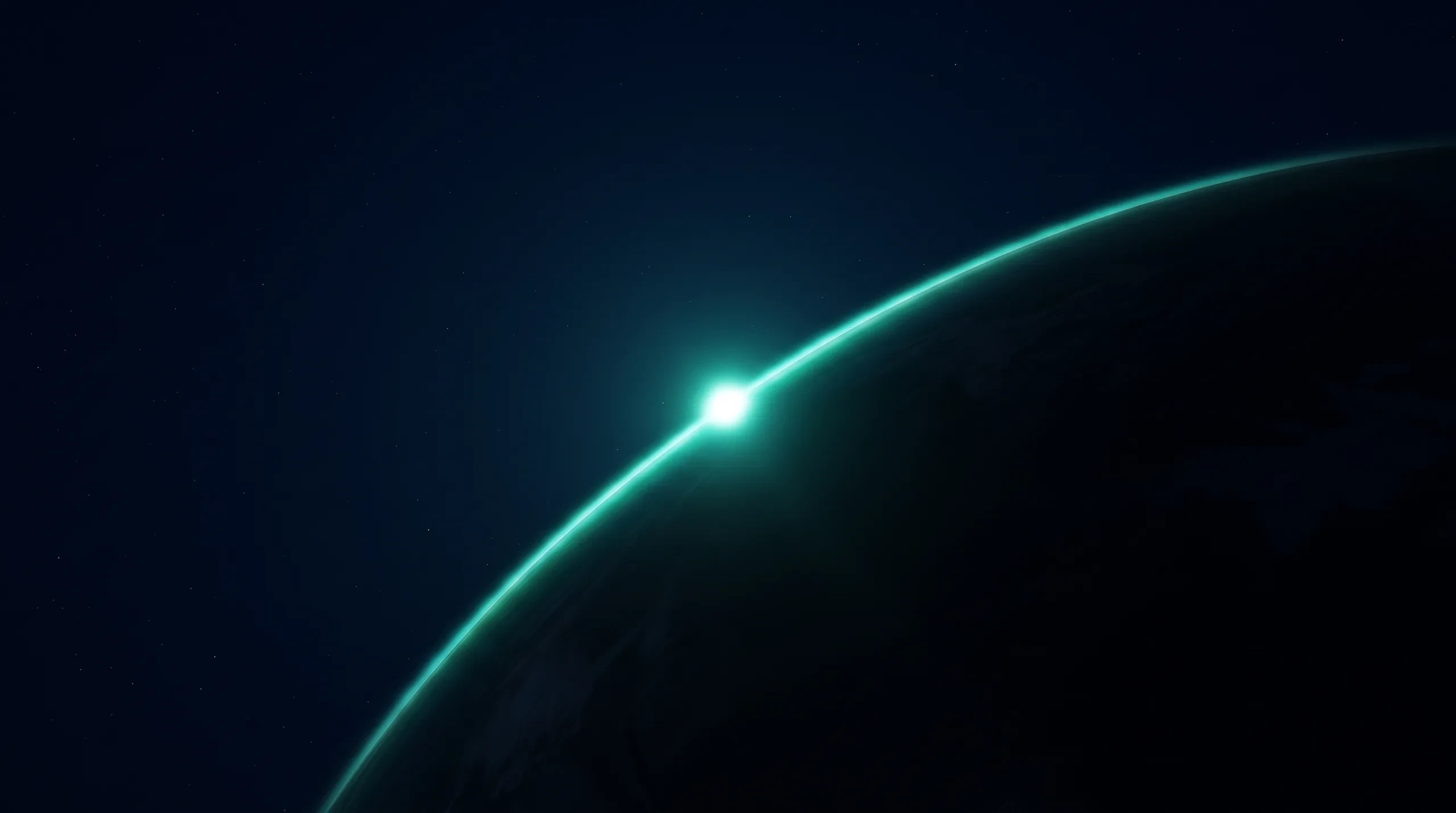 Ein heller Punkt am Rand einer dunklen Welt: der Moment, in dem die Sonne hervortritt.